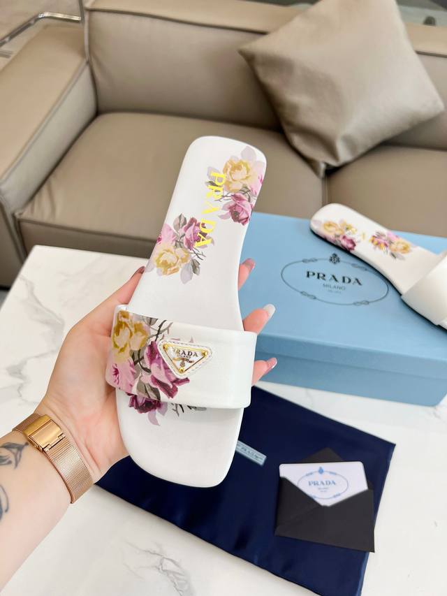 Top-tier market version 2660Ss Prada triangle logo, top quality, combining elega