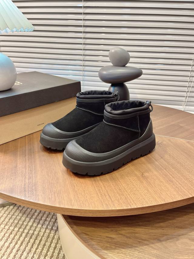 Tasman Mini Waterproof Hybrid Series: Heritage Weather Hybrid Classic Hybrid Pro