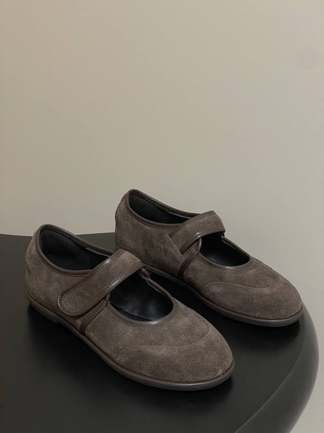 The Row 2025 Autumn/Winter New Minimalist Style One-Strap Velcro Round Toe Flat