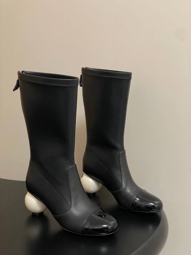 Chanel Fall/Winter 2660 Runway Style Double C Giant Pearl Heel Boots (Ddd) Stunn