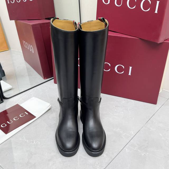 Short and Long Gucci Fall/Winter 2025 Classic Horsebit Riding Boots - Top-Tier V