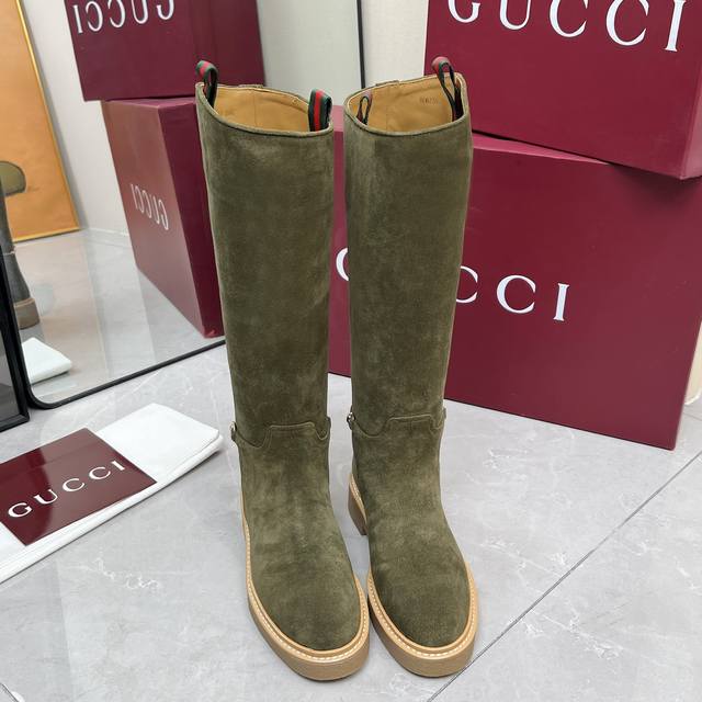 Short and Long Gucci Fall/Winter 2025 Classic Horsebit Riding Boots - Top-Tier V