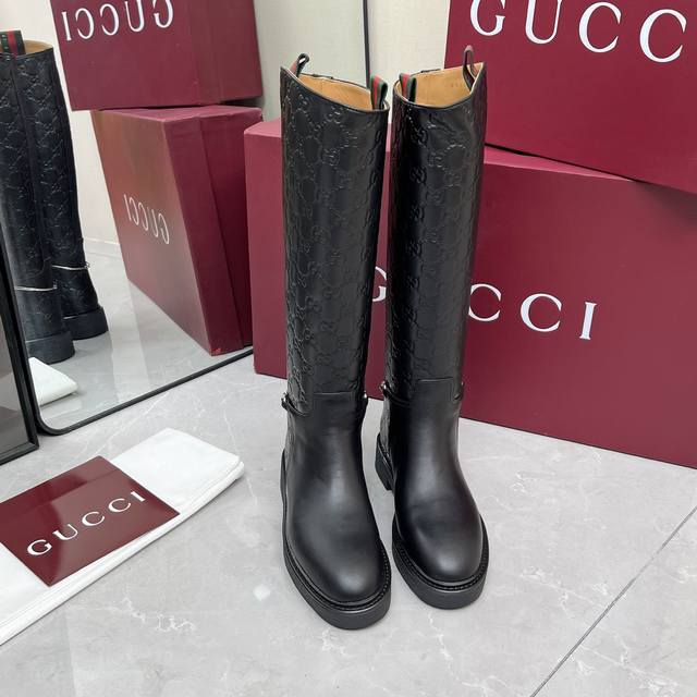 Short and Long Gucci Fall/Winter 2025 Classic Horsebit Riding Boots - Top-Tier V