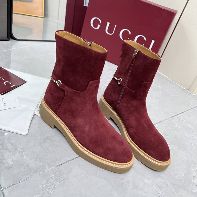 Short and Long Gucci Fall/Winter 2025 Classic Horsebit Riding Boots - Top-Tier V
