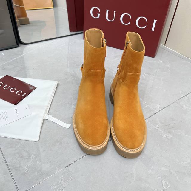 Short and Long Gucci Fall/Winter 2025 Classic Horsebit Riding Boots - Top-Tier V