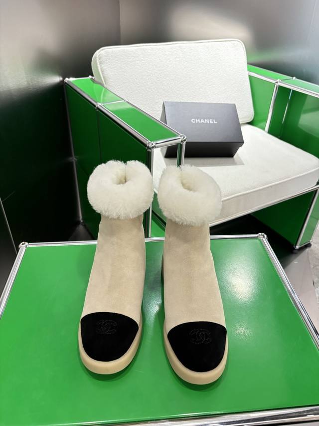 K010 Chanel 25Ss Wool Ankle Boots The latest colorway of the 2025Sss Chanel best