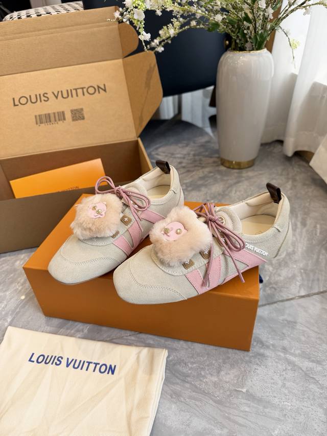 Factory direct women's shoes, athletic shoes, original quality. This LV Sneakeri