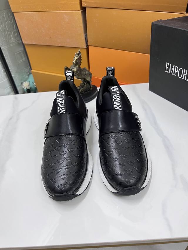Factory direct price men's sports shoes, original single brand Armani casual sne
