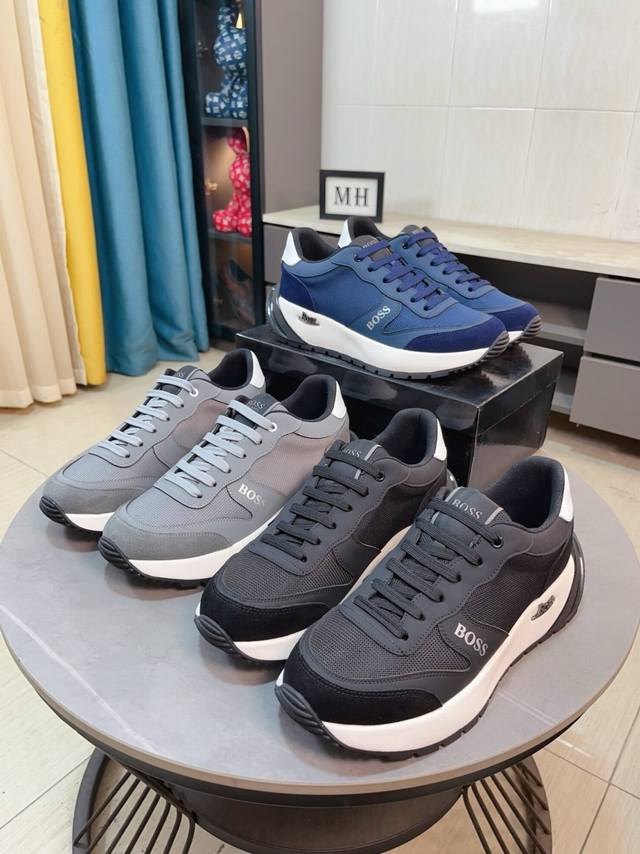 Factory direct price men's sports shoes, original Boss brand. With its classic d