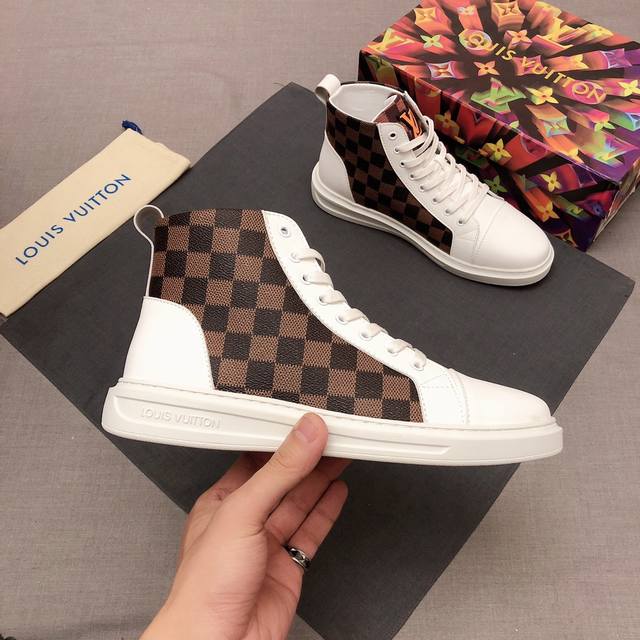 Factory direct price men's sports shoes, original LV classic casual high-top boo