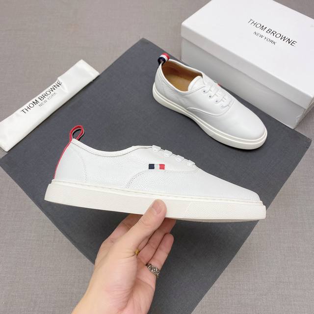 Factory direct price men's sports shoes, original Thom Browne, same as the offic