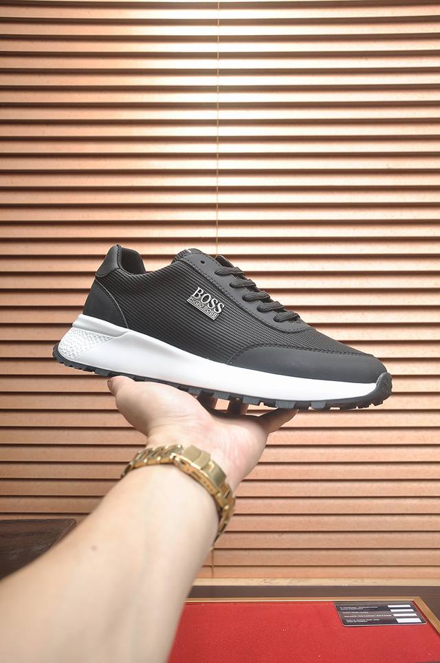 Factory direct price for men's sports shoes, original Boss brand, highest qualit