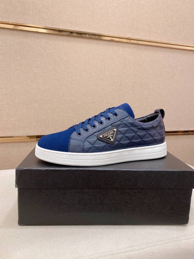 Factory direct price for men's sports shoes, original Prada official website lat