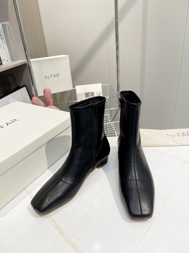 Factory direct women's shoes and sportswear original single By Far ankle boots.