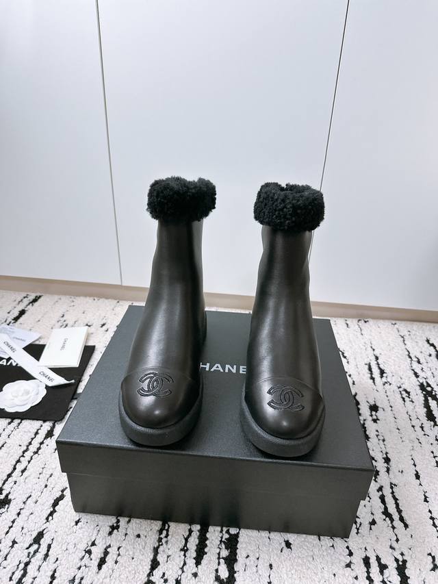 Factory direct women's clothing, shoes, sportswear, original single item. Chanel