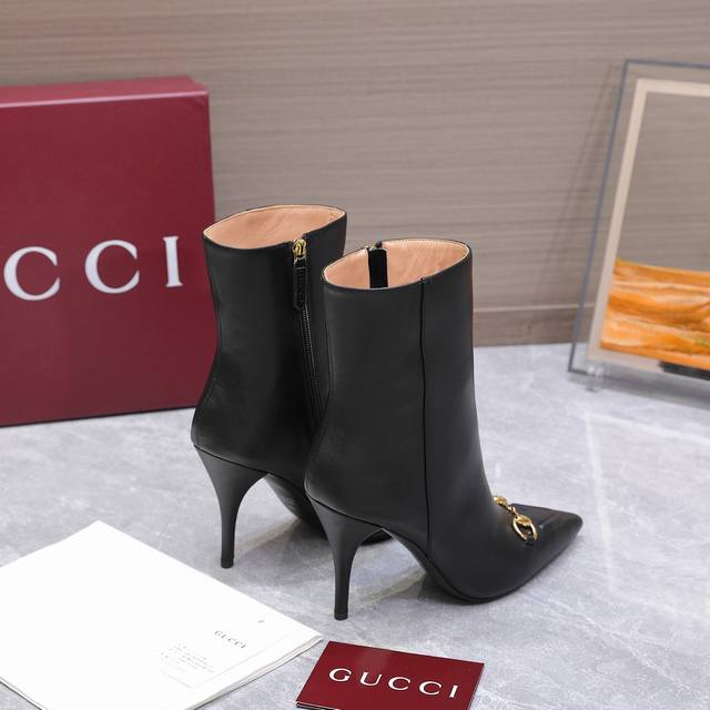 Top Version 2025 New Gucci High-Heeled Ankle Boots Pointed Toe Ankle Boots Nude