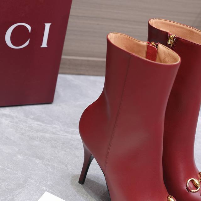 Top Version 2025 New Gucci High-Heeled Ankle Boots Pointed Toe Ankle Boots Nude