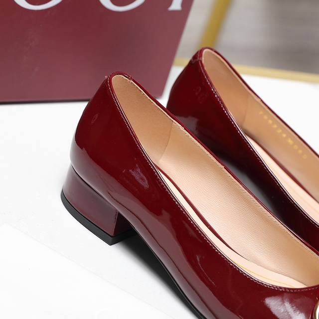 Top Version 2025 New Gucci Horsebit Low-Cut Flat Round Toe Women's Shoes Top Ver