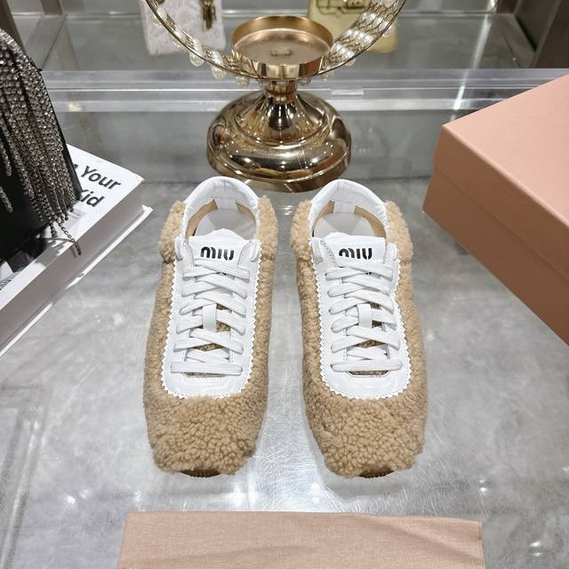 These are Miumi's latest season casual wool sneakers, perfect for this fall and
