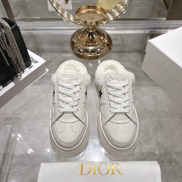 Factory Direct Dior Star Sneakers (Half-Up Sneakers) This Dior Star sneaker cont