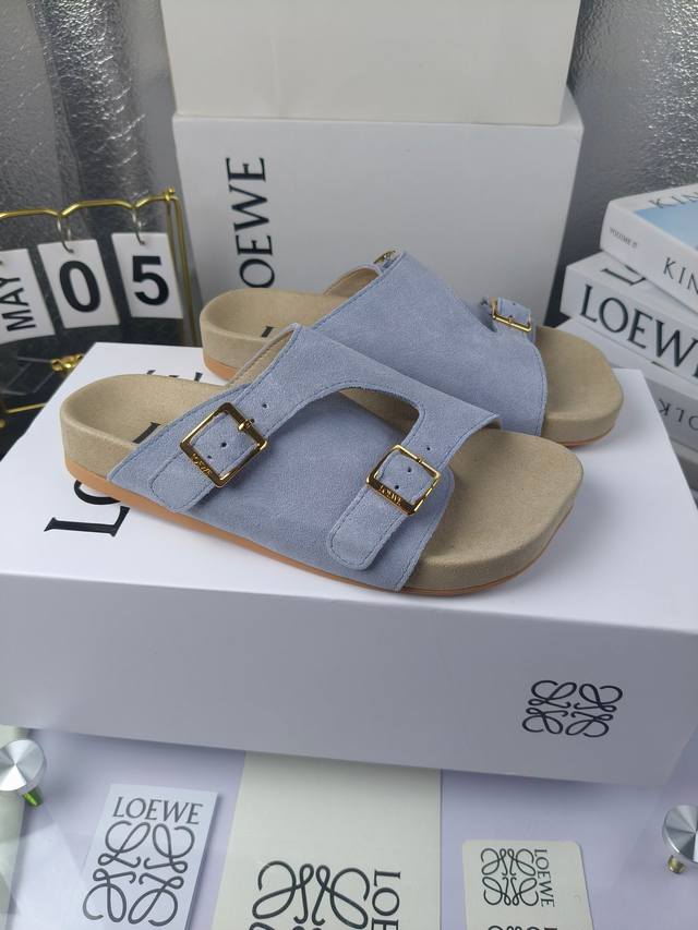 Loewe Birkenstock 2025 New Arrival! A hot new style with an original last, fashi Loewe Birkenstock 2025 New Arrival! A hot new style with an original last, fashi
