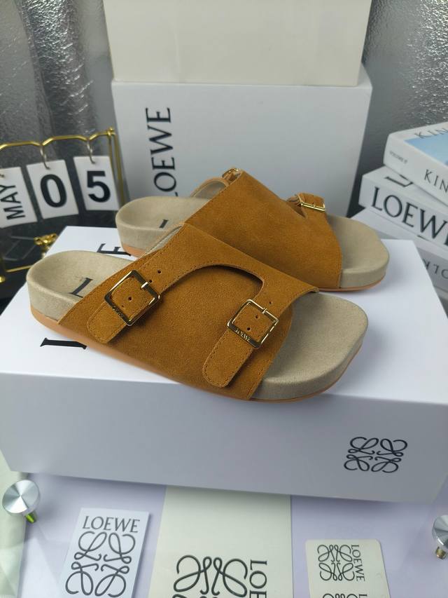 Loewe Birkenstock 2025 New Arrival! A hot new style with an original last, fashi Loewe Birkenstock 2025 New Arrival! A hot new style with an original last, fashi