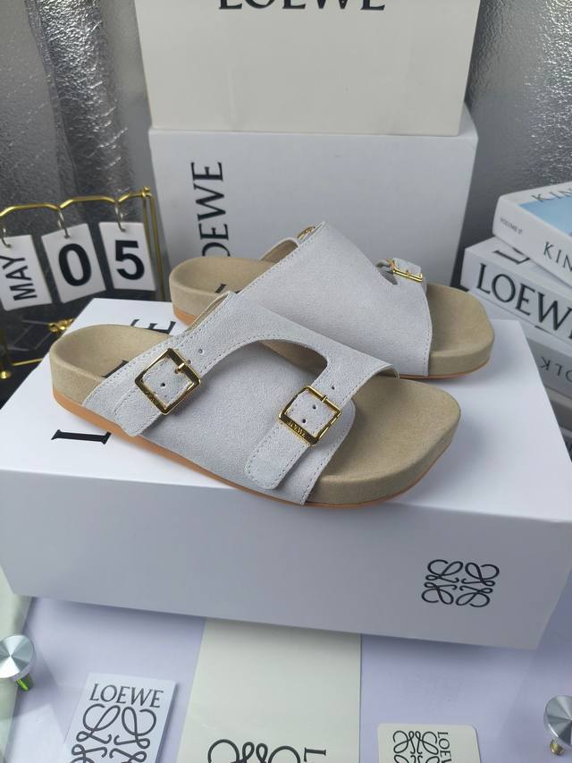 Loewe Birkenstock 2025 New Arrival! A hot new style with an original last, fashi Loewe Birkenstock 2025 New Arrival! A hot new style with an original last, fashi