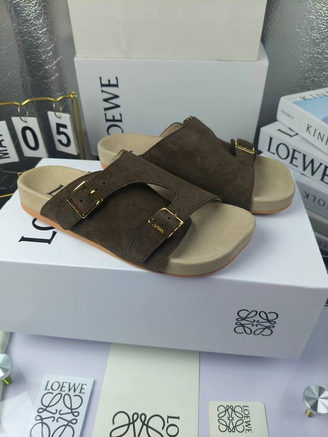 Loewe Birkenstock 2025 New Arrival! A hot new style with an original last, fashi Loewe Birkenstock 2025 New Arrival! A hot new style with an original last, fashi