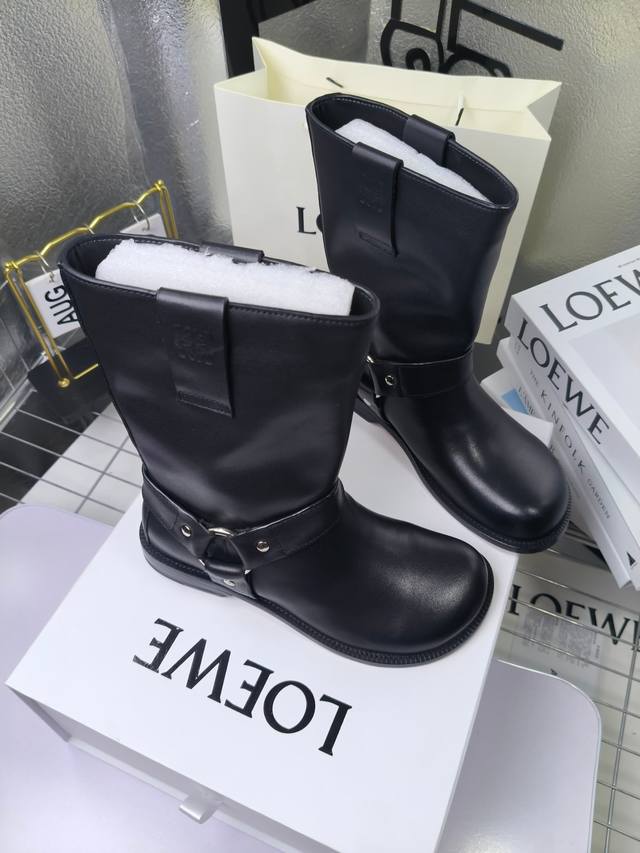 Loewe Autumn/Winter New Ankle Boots Hot new style, featuring the original last s Loewe Autumn/Winter New Ankle Boots Hot new style, featuring the original last s