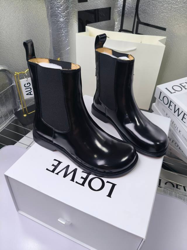 Loewe Autumn/Winter New Ankle Boots Hot new style, matching the original last, f Loewe Autumn/Winter New Ankle Boots Hot new style, matching the original last, f