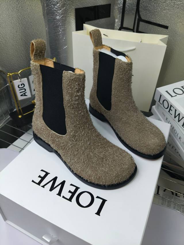 Loewe Autumn/Winter New Ankle Boots Hot new style, matching the original last, f Loewe Autumn/Winter New Ankle Boots Hot new style, matching the original last, f