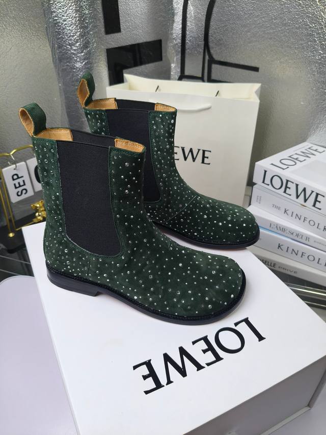Loewe Autumn/Winter New Ankle Boots Hot new style, featuring the original last s Loewe Autumn/Winter New Ankle Boots Hot new style, featuring the original last s