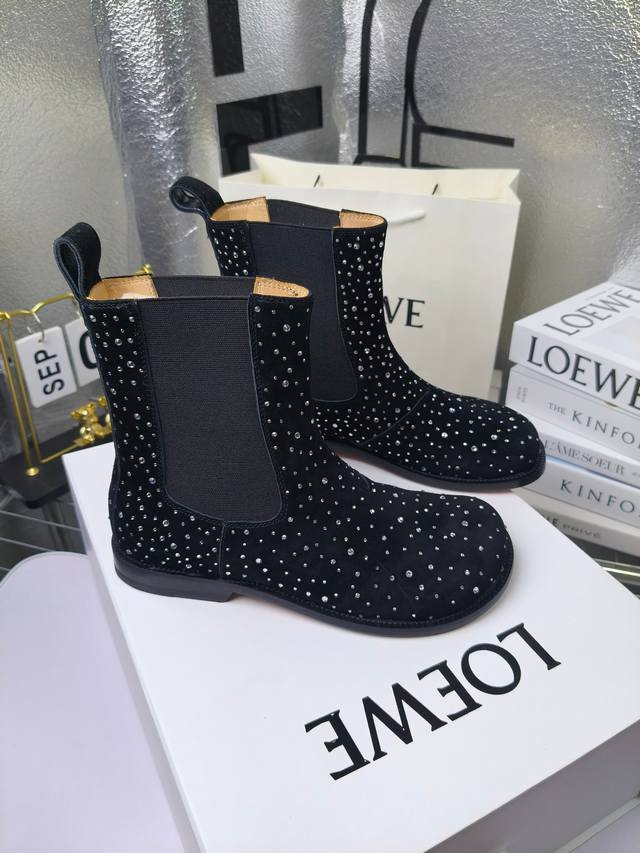 Loewe Autumn/Winter New Ankle Boots Hot new style, featuring the original last s Loewe Autumn/Winter New Ankle Boots Hot new style, featuring the original last s