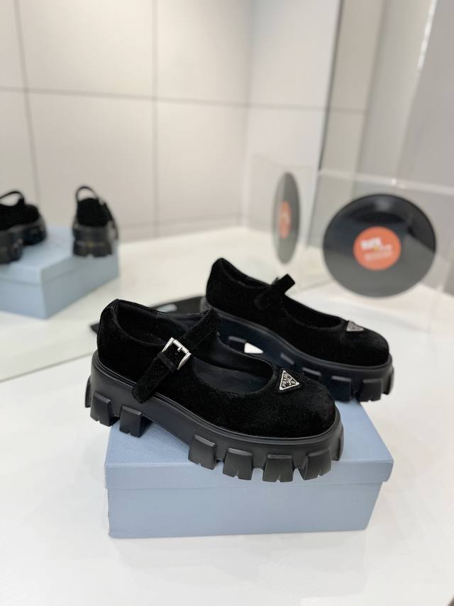 Factory direct price Prada Mary Jane shoes, triangular buckle platform loafers, Factory direct price Prada Mary Jane shoes, triangular buckle platform loafers,