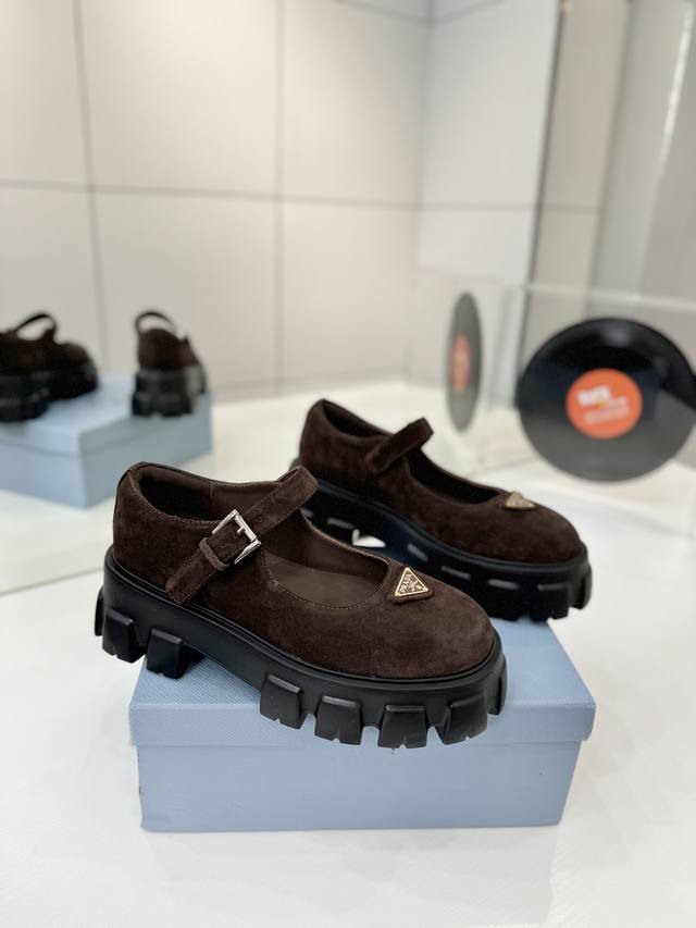 Factory direct price Prada Mary Jane shoes, triangular buckle platform loafers, Factory direct price Prada Mary Jane shoes, triangular buckle platform loafers,