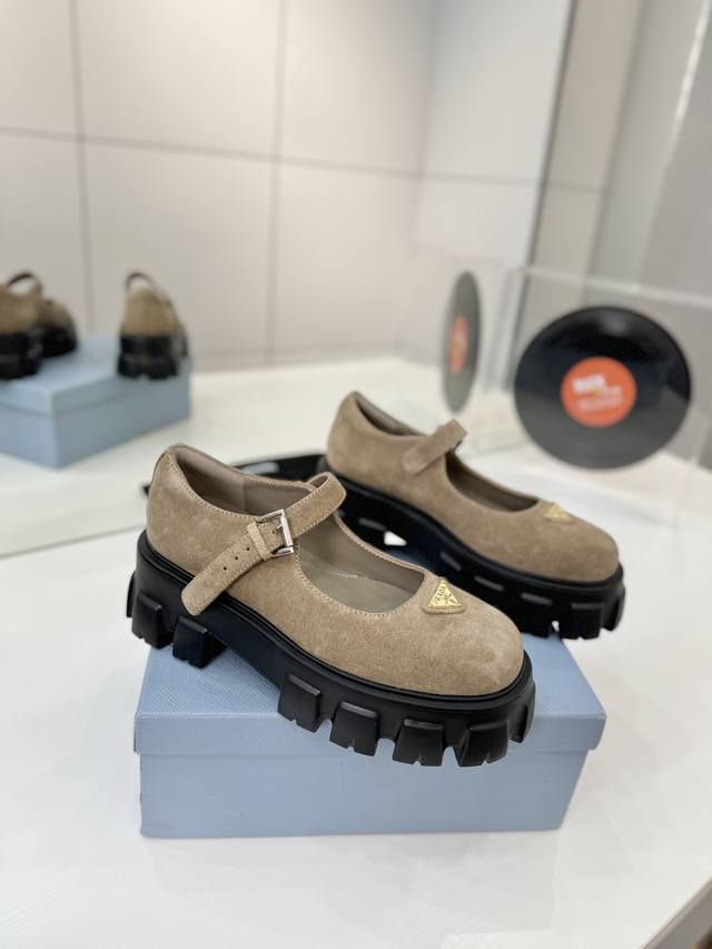 Factory direct price Prada Mary Jane shoes, triangular buckle platform loafers, Factory direct price Prada Mary Jane shoes, triangular buckle platform loafers,