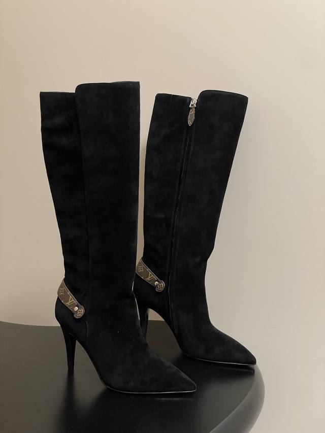 25Ss Early Autumn New Louis Vuitton Lv Legacy Pointed Toe High-Heeled Boots with