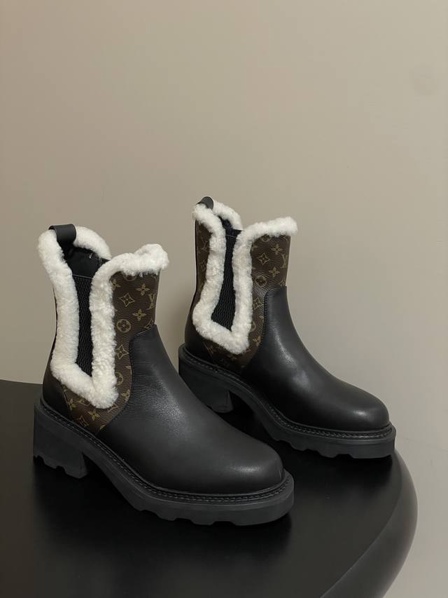 25Fw Autumn/Winter New Louis Vuitton Lv Beaubourg Sheepskin Chelsea Ankle Boots
