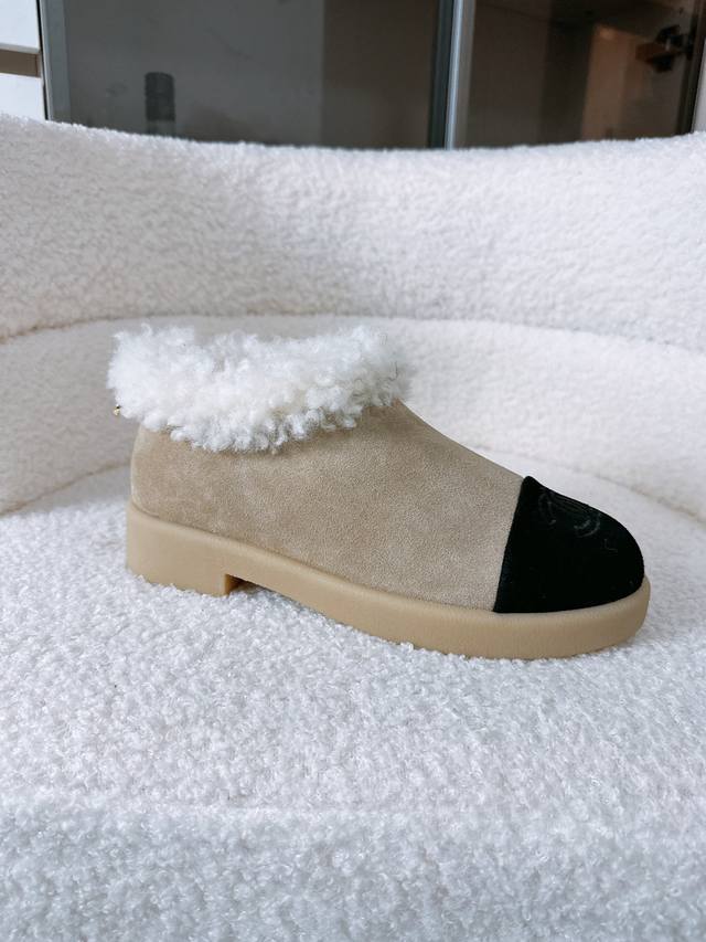 Chanel: The Ultimate Winter Romance for Chanel Girls | Official Website Synchron