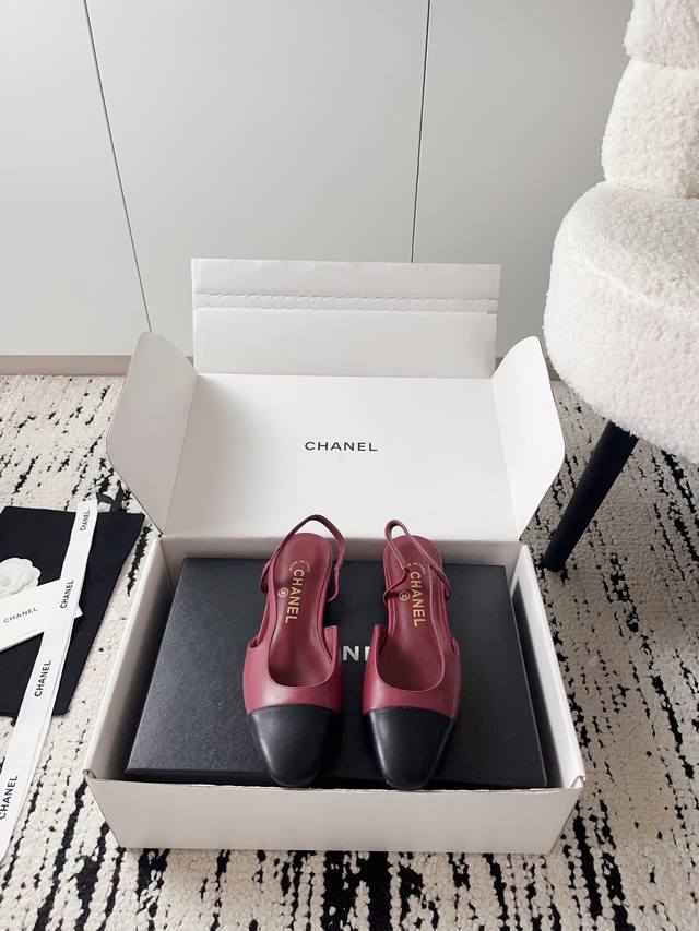 Airplane box + 10 Chanel open-toe shoes | Official website synchronized purchase