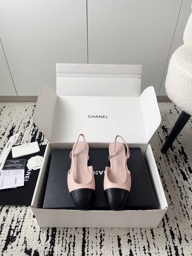 Airplane box + 10 Chanel open-toe shoes | Official website synchronized purchase