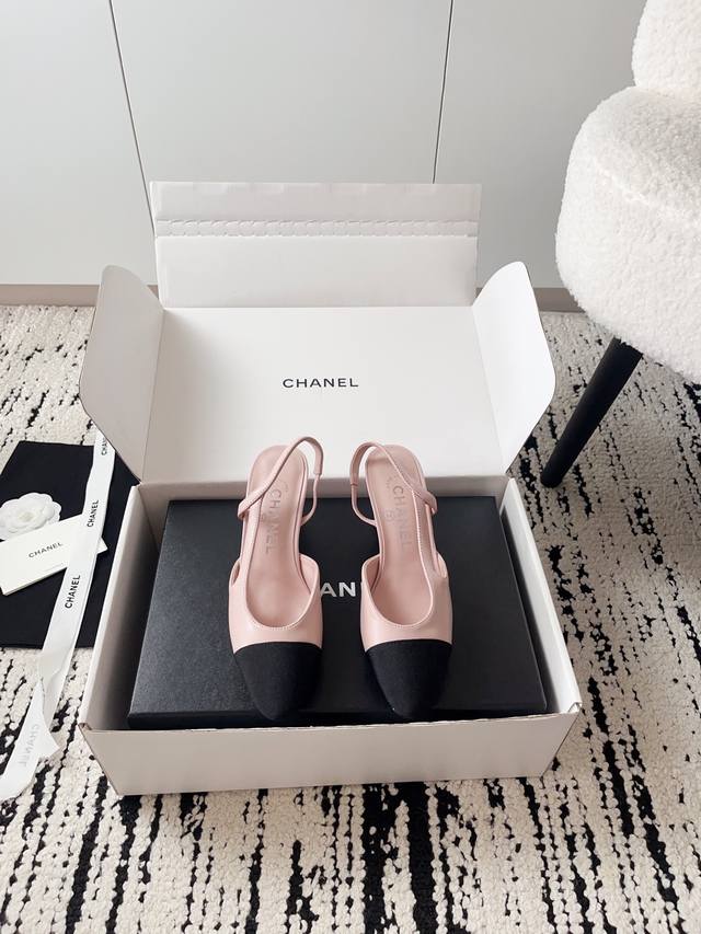 Airplane box + 10 Chanel open-toe shoes | Official website synchronized purchase