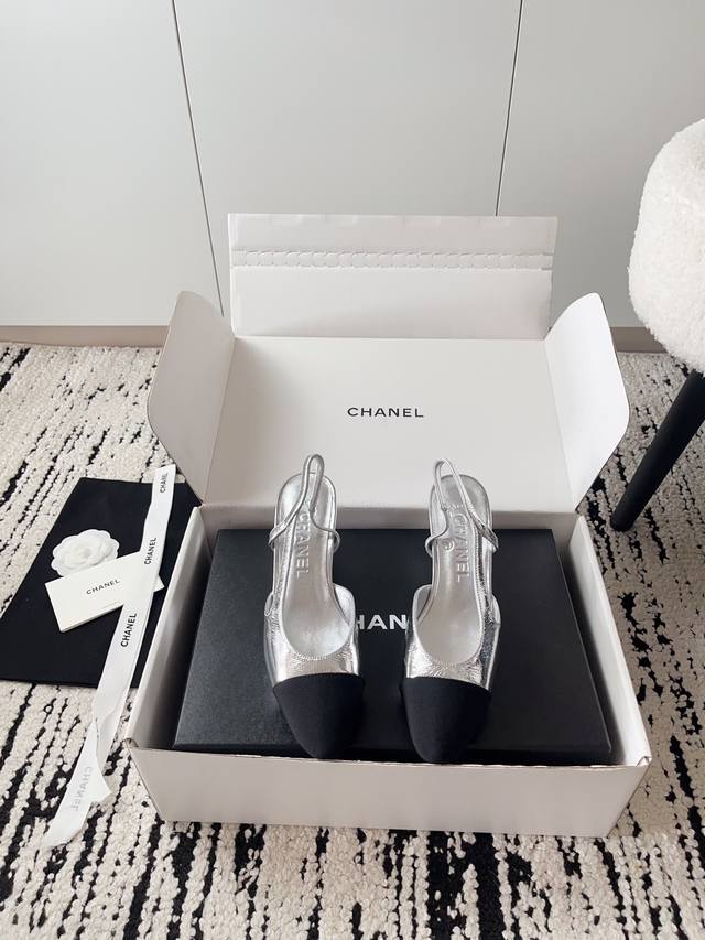 Airplane box + 10 Chanel open-toe shoes | Official website synchronized purchase
