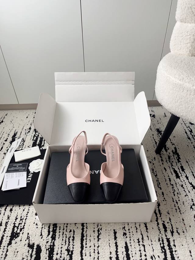 Airplane box + 10 Chanel open-toe shoes | Official website synchronized purchase
