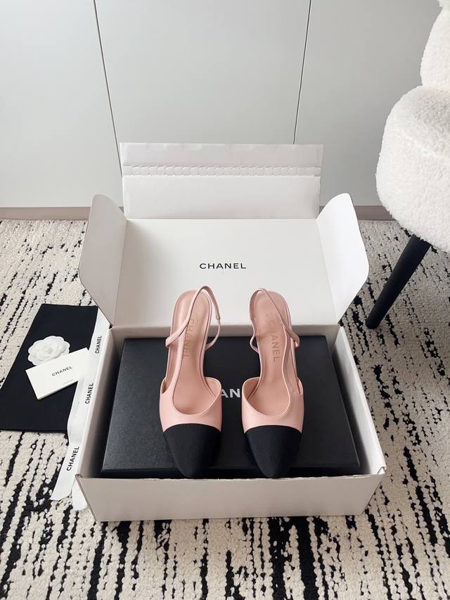 Airplane box + 10 Chanel open-toe shoes | Official website synchronized purchase Airplane box + 10 Chanel open-toe shoes | Official website synchronized purchase