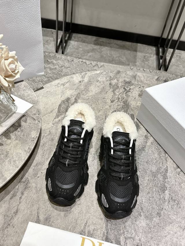 Latest Hot Item, Celebrity Style, 2025 Main Product: Newly Released Dior Chrono