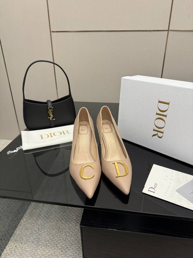 Dior 2025 Spring/Summer Pointed-Toe High Heels Collection Continuing the timeles