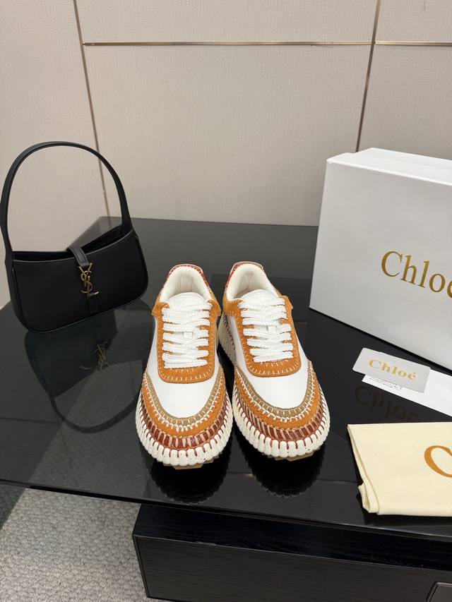 Chloe's latest sewn-on shoes, original private mold, high-density foam sole, Goo Chloe's latest sewn-on shoes, original private mold, high-density foam sole, Goo