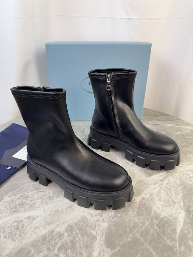 Latest P-brand stretch boots. Upper: Imported goatskin; Lining: Imported mesh; I Latest P-brand stretch boots. Upper: Imported goatskin; Lining: Imported mesh; I