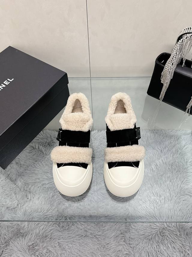 Factory Price: Genuine Leather & Fur Chanel* Autumn/Winter Warmth Recommendation Factory Price: Genuine Leather & Fur Chanel* Autumn/Winter Warmth Recommendation